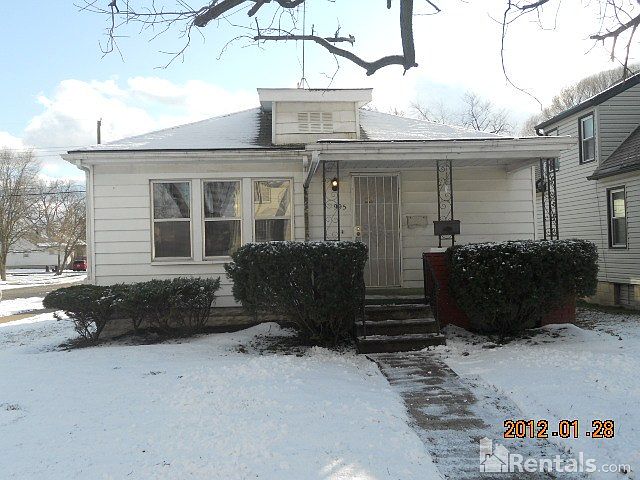 1st image of 995 Lakeview Ave
