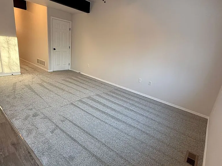1733 N Nina Cir — Photo 4