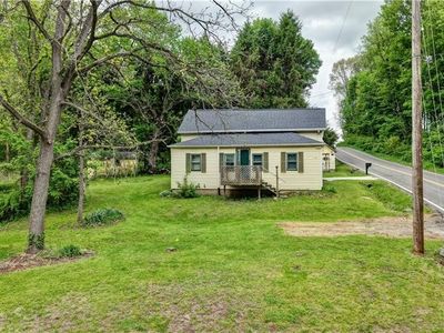 8055 Dolphin St, Bolivar, OH, 44612