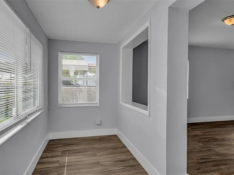 2243 Greene St — Photo 18