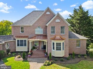 7563 Foxview Dr, Warrenton, VA 20186