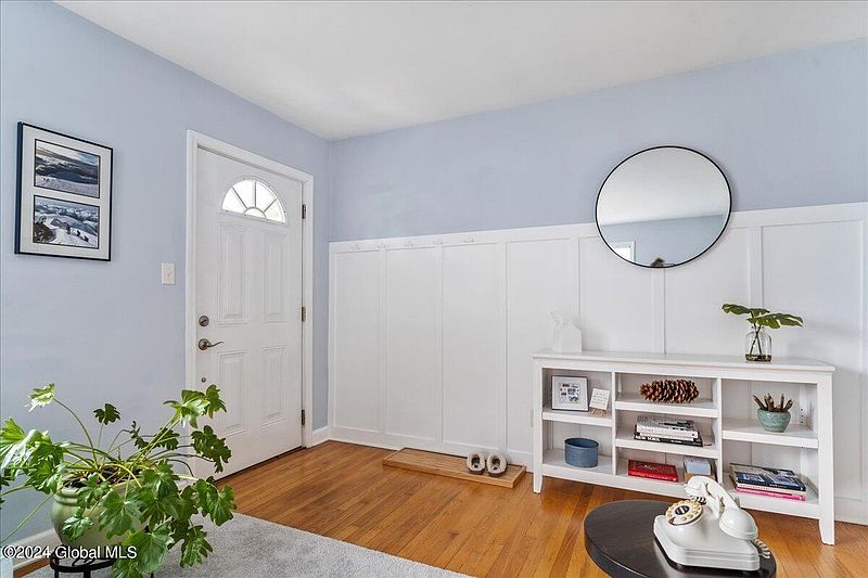 3rd image of 47 Virginia Boulevard