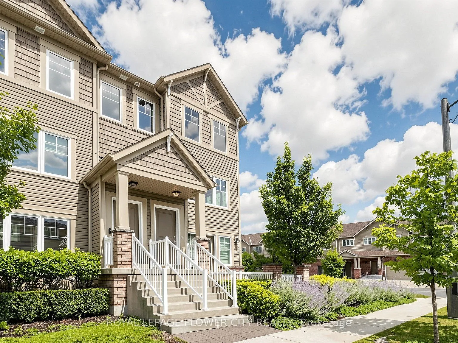 3 bed, $2,650 — Photo 1