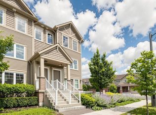 2500 Hill Rise Ct #2, Oshawa, ON L1L 0M6