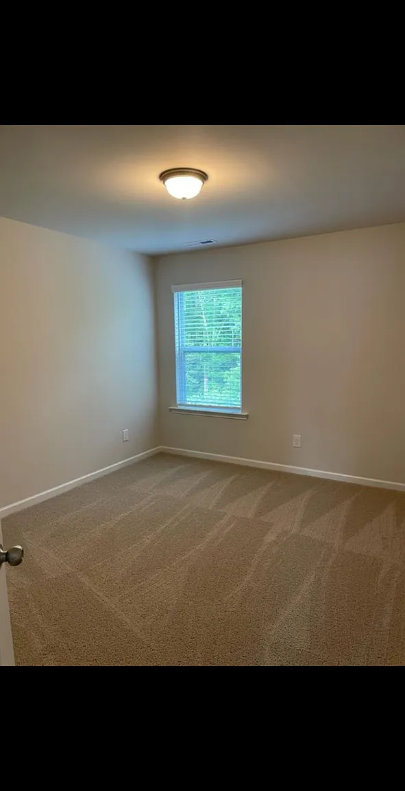 135 Rossell Park Circle - 1 — Photo 2