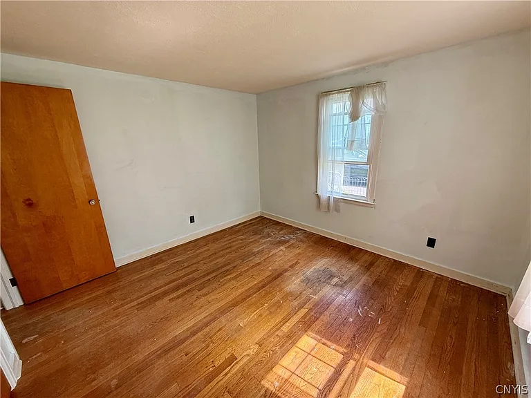 116 Chestnut Hill Dr — Photo 9