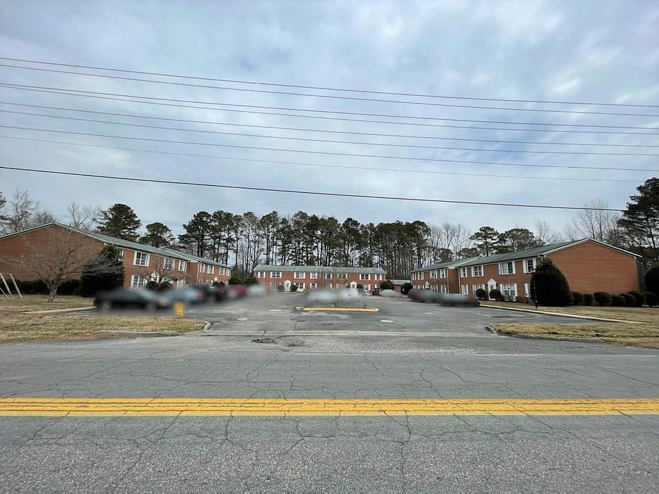 1st image of 200 Kilby Shores Dr APT B2