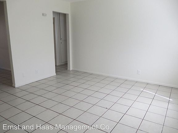 3rd image of 14423 Flallon Ave APT 01