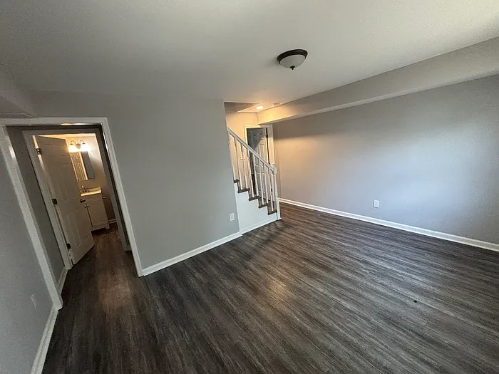 1318 Dalton Rd — Photo 8