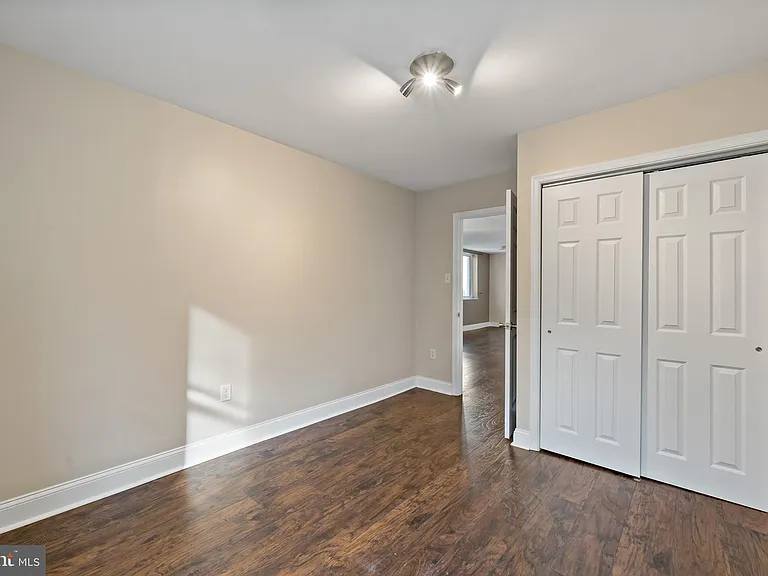 443 Fairmount Ave #C — Photo 13