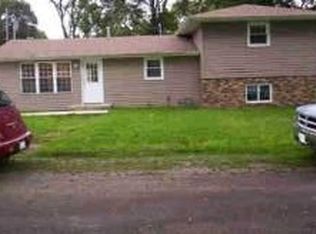 404 E Orange St, Manito, IL 61546