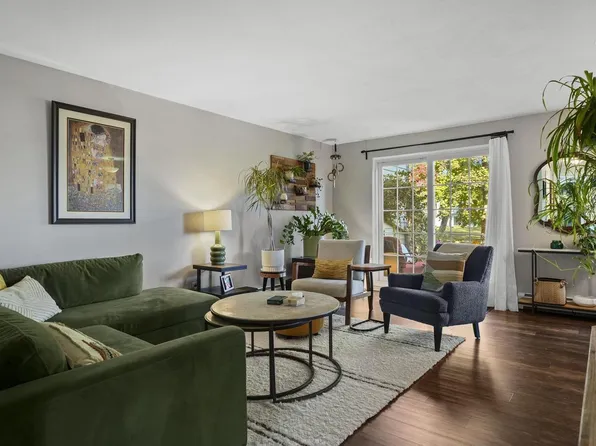 2126 Allen Boulevard #1, Middleton, WI 53562