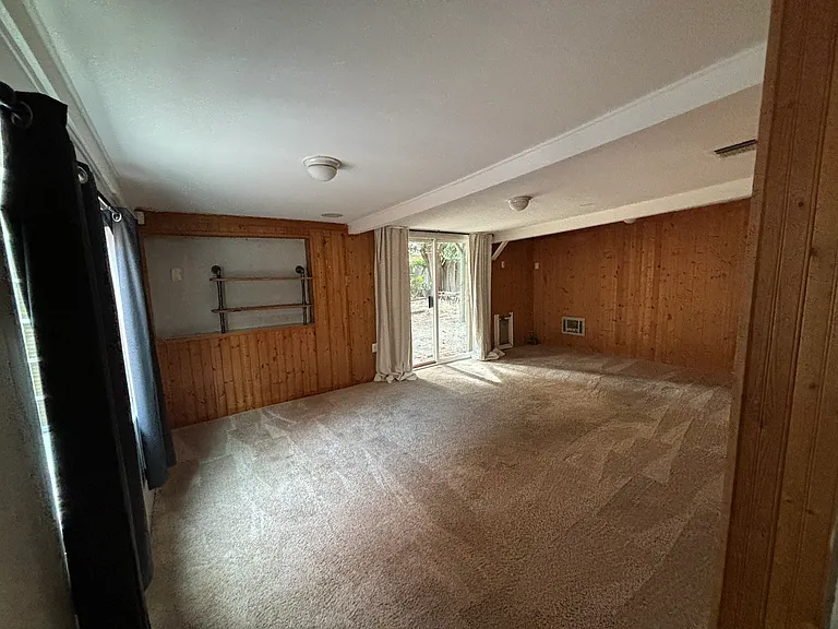 1114 Castro Way — Photo 40