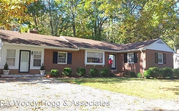 2nd image of 3014 Weymouth Dr