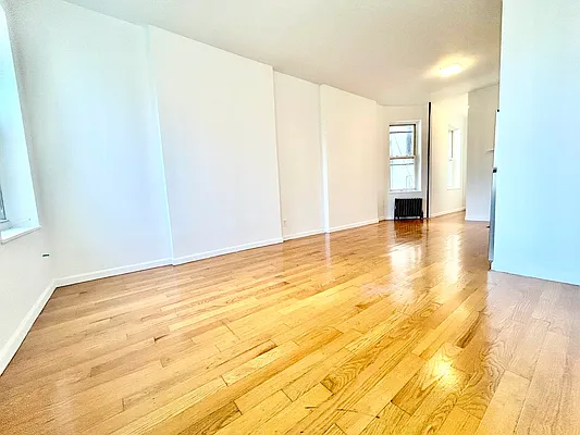 Rented by Taichi Fudosan | media 6