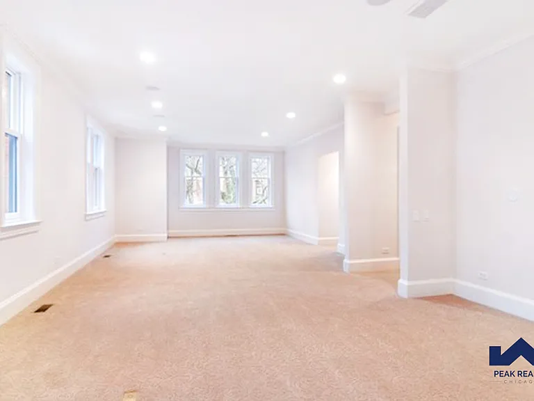 600 W. Belden Ave. Unit A — Photo 8