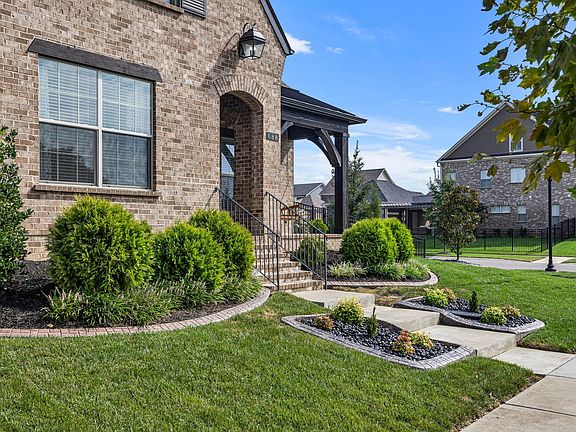 2nd image of 688 Vickery Park Dr