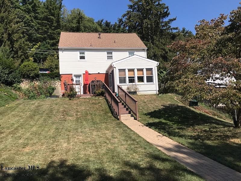 2nd image of 1154 E Fair Ave