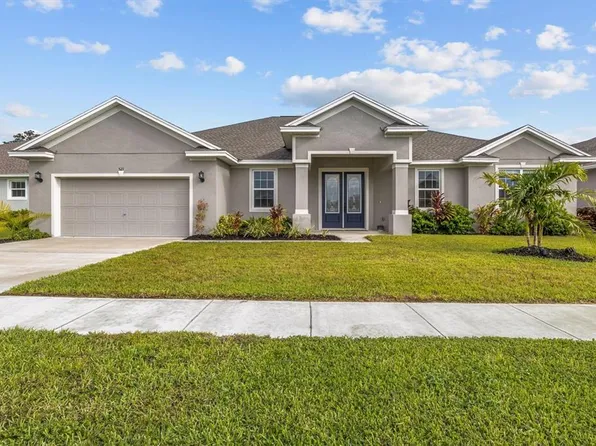 521 Sanctuary Blvd, Winter Haven, FL 33881