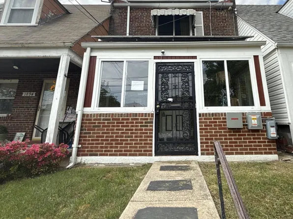 1896 Savannah Pl SE, Washington, DC 20020