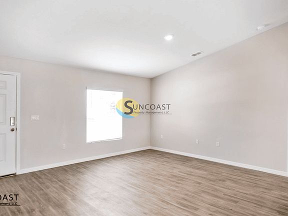 3rd image of 176 Point Pleasant Dr