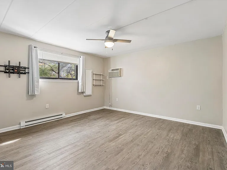 400 Glendale Rd #D-44 — Photo 15