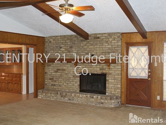 5th image of 1021 Clear Springs Dr