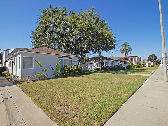 3rd image of 1137 S Garfield Ave #1139-1/2