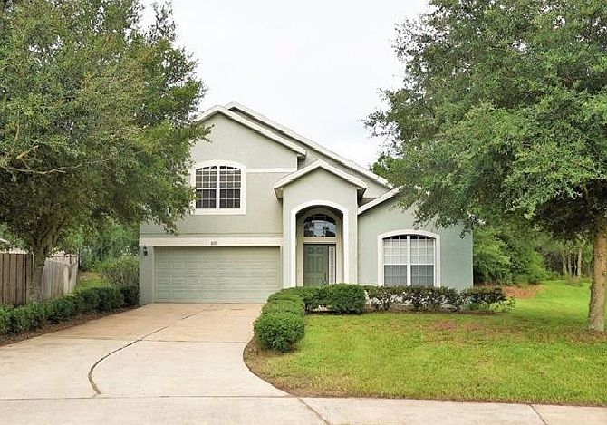 1st image of 809 Gordonia Ct