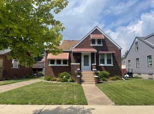 1534 Parkview Ave, Whiting, IN 46394