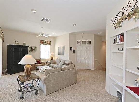 5th image of 166 Vintage Cir APT 202