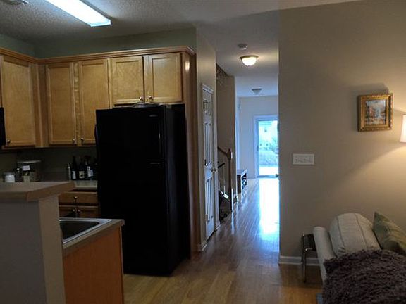 Hall to Stairs, Pwdr, W/D