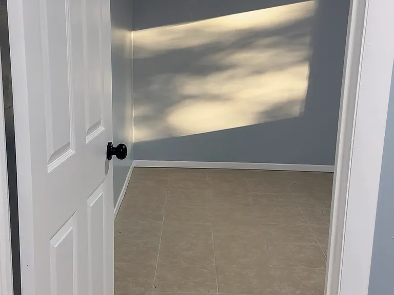 1922 Atkins Dr — Photo 11