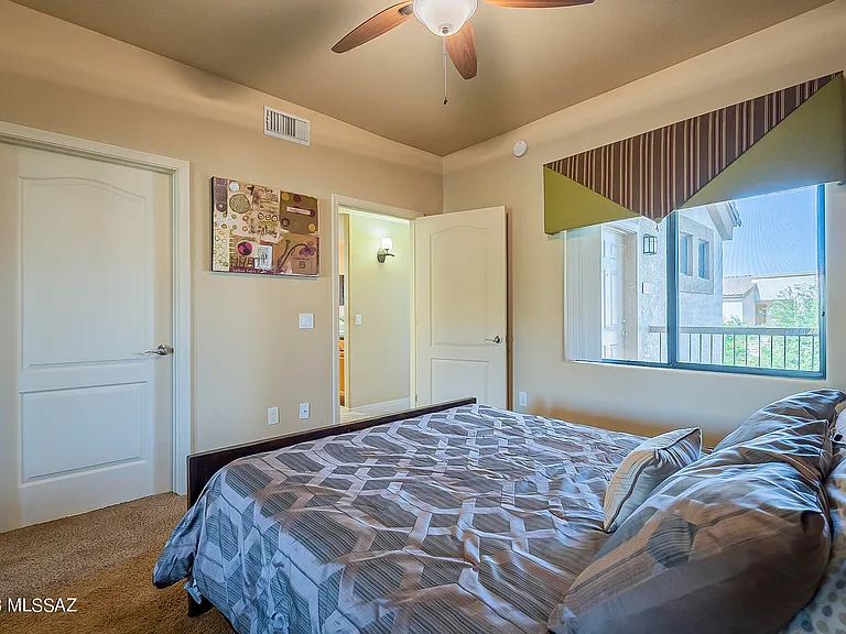 2550 E River Rd #16305 — Photo 23