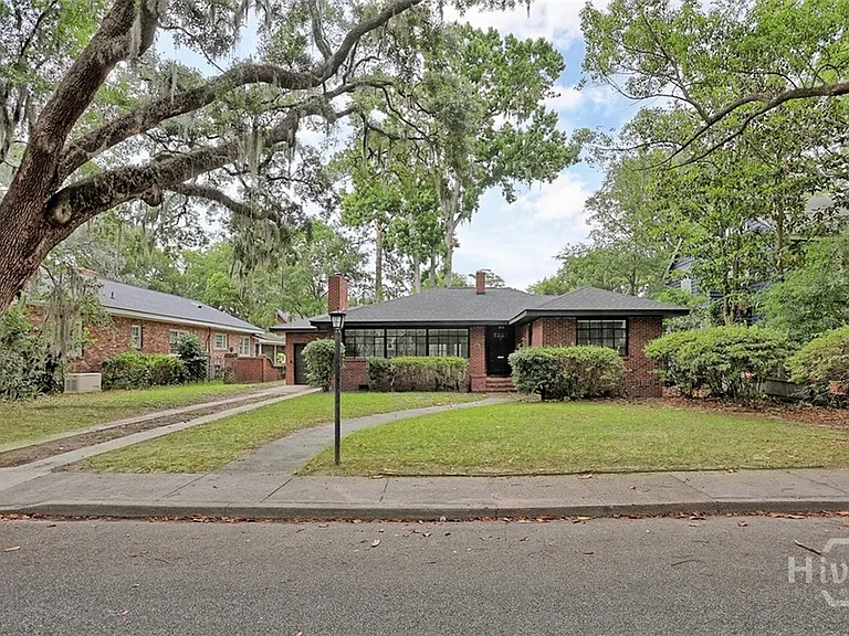 404 Gordonston Ave — Photo 1