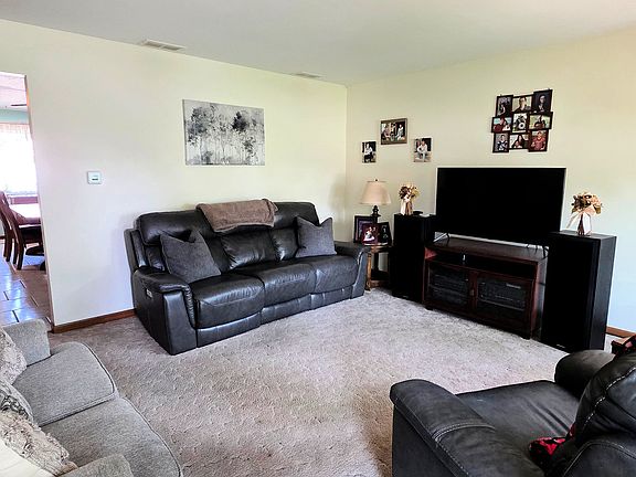 2nd image of 347 S Douglas Dr