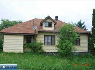 111 N Auburn Ave, Eveleth, MN 55734