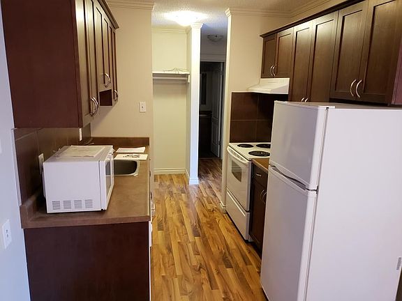 2nd image of 10633 81st Ave NW #405