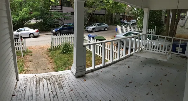 1080 Curran St NW — Photo 31