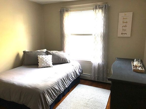5th image of 64 Oak St #2