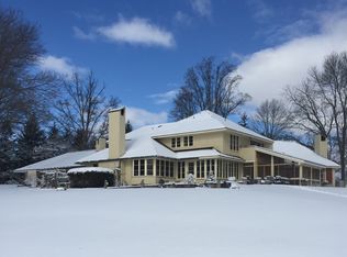 28 Rabbit Run Rd, Malvern, PA 19355