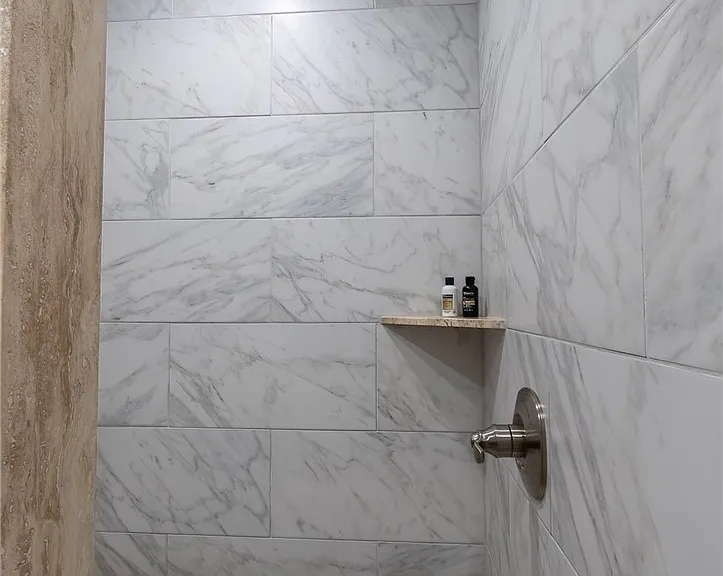 102 Squirrel Point — Photo 33