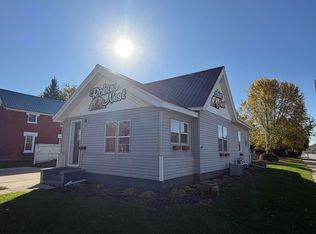 383 W 3rd St, Richland Center, WI 53581