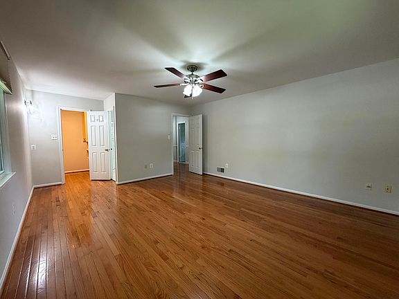 4th image of 7216 Reservation Dr