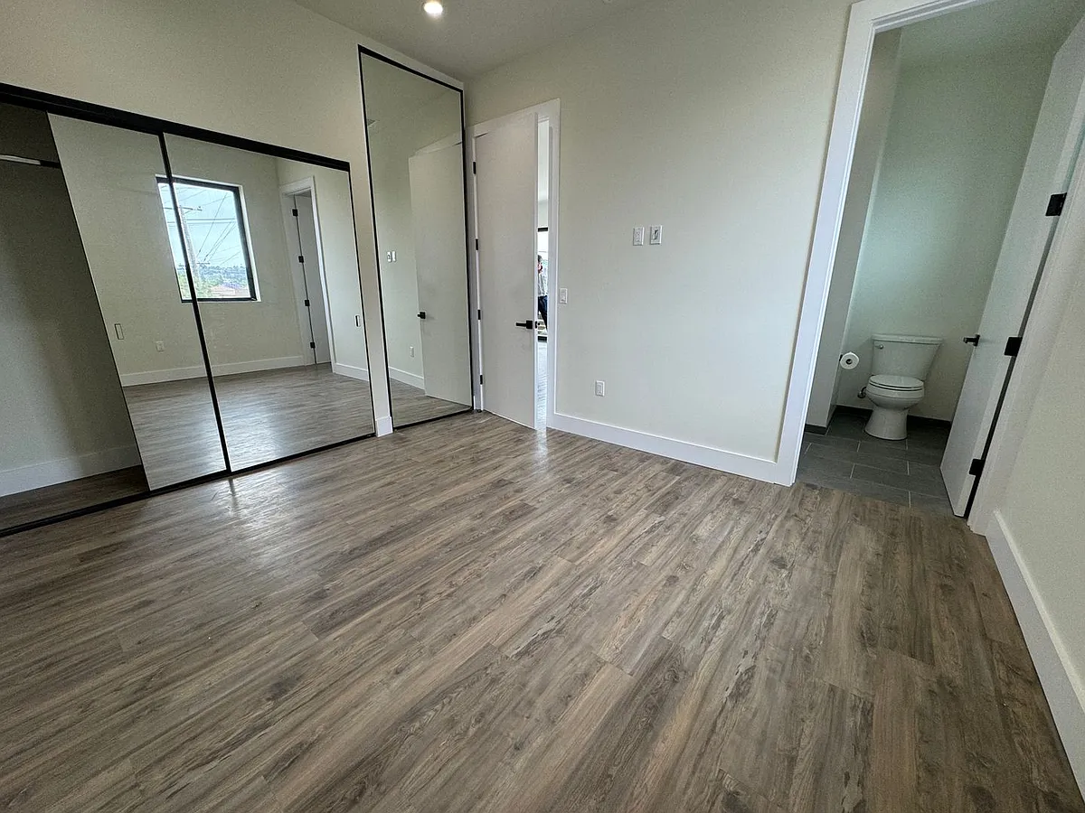 Building Photo - 2168 Balboa Ave #B