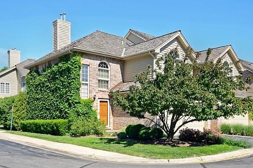 1st image of 423 Ashbury Dr
