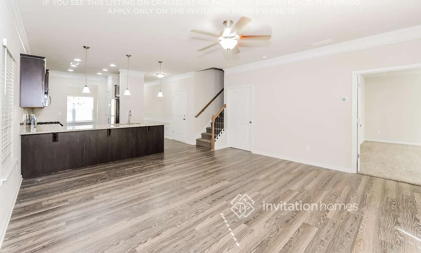 132 Hickory Village Cir Canton, GA 30115 — Photo 3