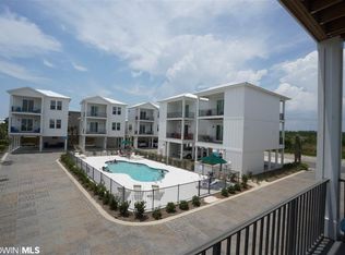 435 E 2nd Ave, Gulf Shores, AL 36542