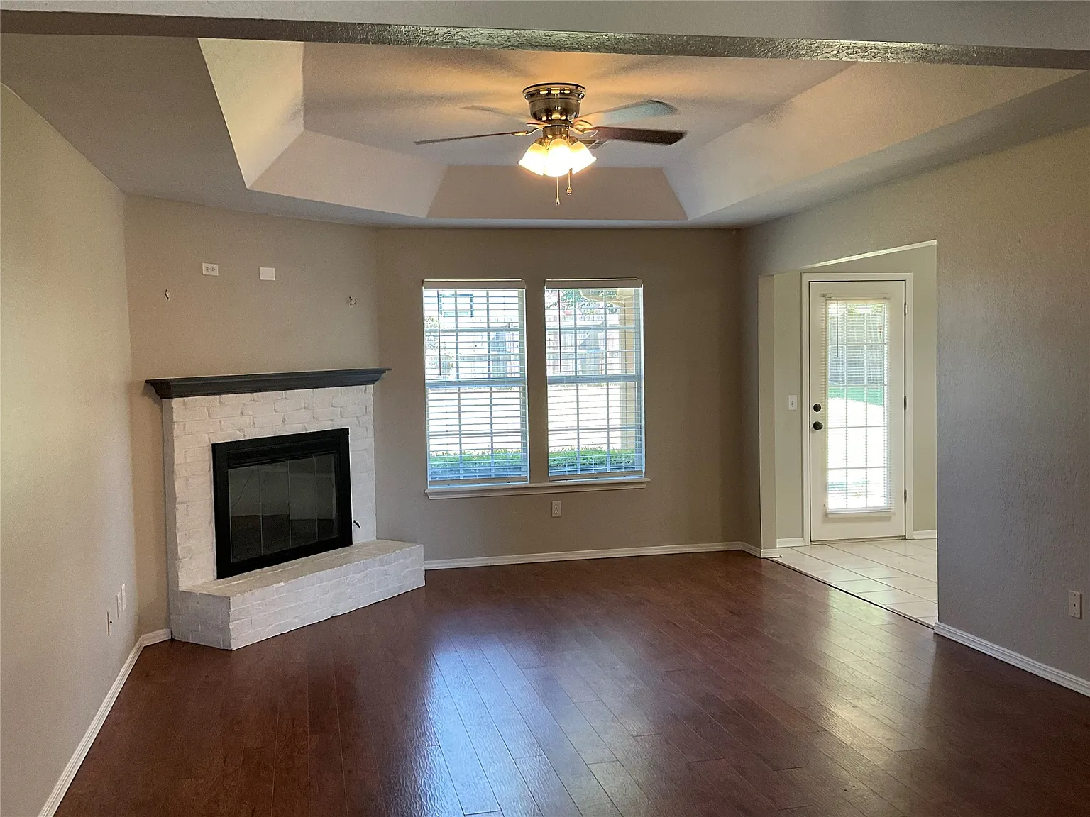 3 bed, 2.0 bath, 1703 sqft, $1,750 — Photo 4