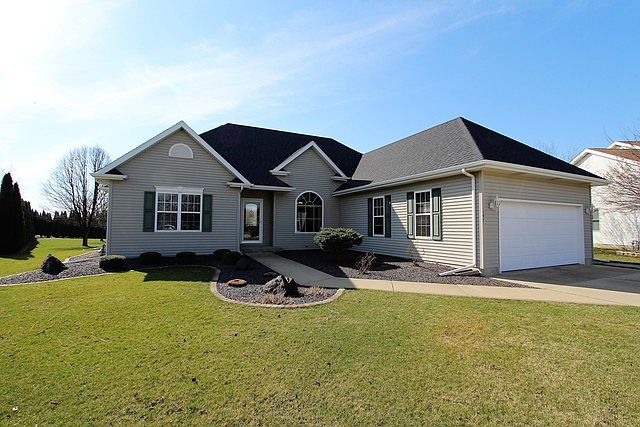 1st image of 147 Old Farm Mid Ct